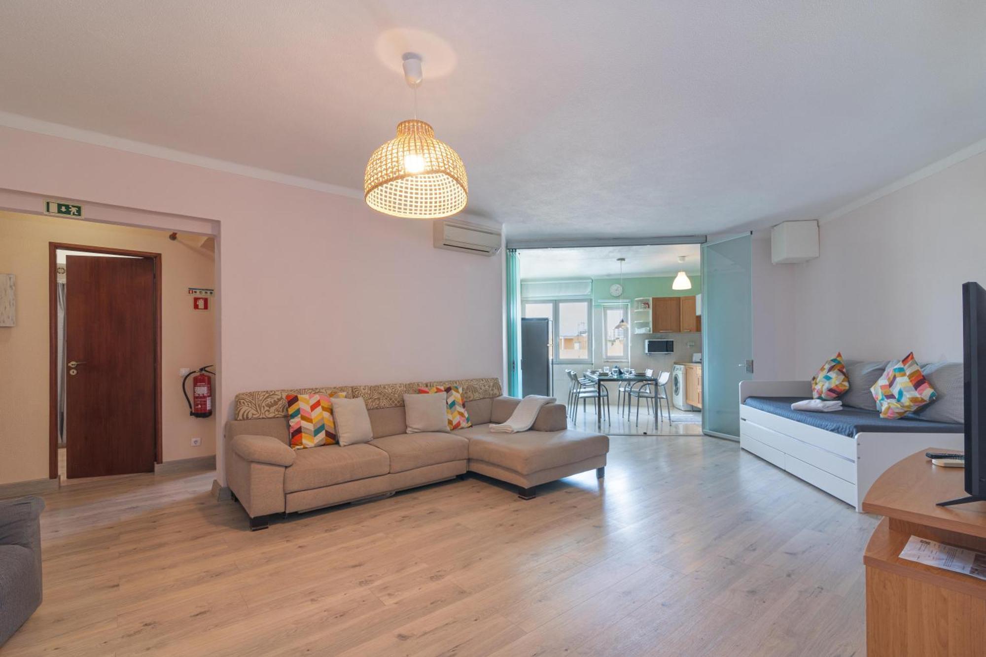 Апартаменты Patio Da Rocha - Silhueta Citadina Портиман Экстерьер фото
