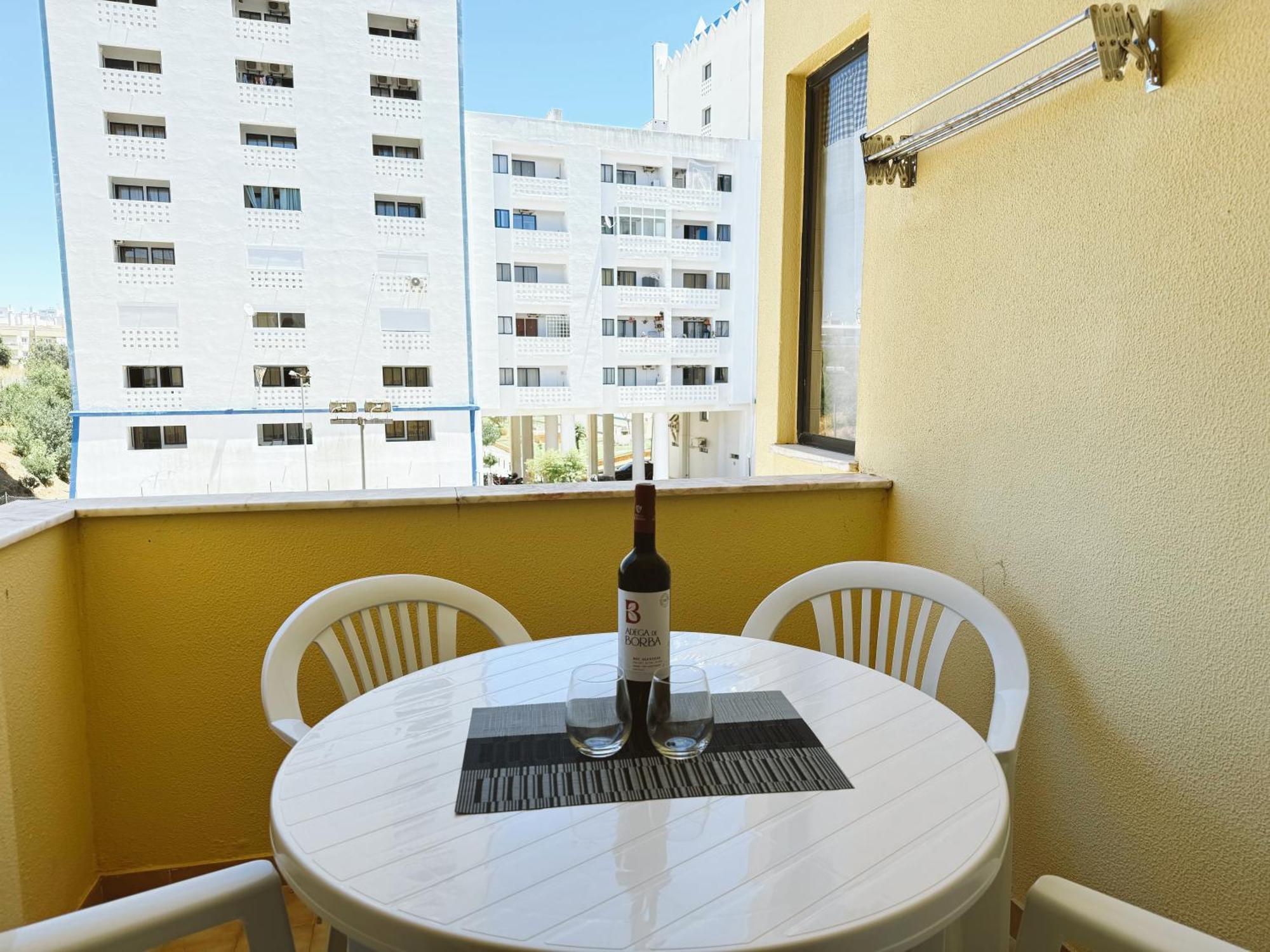 Апартаменты Patio Da Rocha - Silhueta Citadina Портиман Экстерьер фото